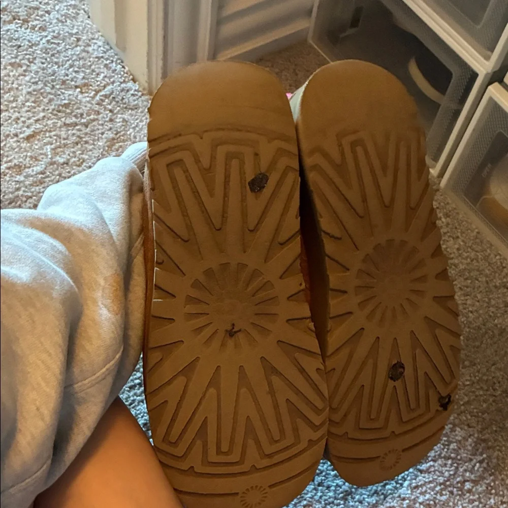 UGG Tan and Red Platform Shoes - Picture 3 of 5